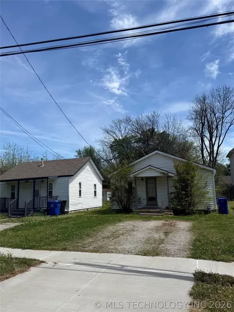 607 N 1st St, Broken Arrow, OK 74012