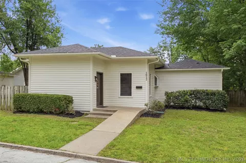 1812 W Reconciliation Way, Tulsa, OK 74127