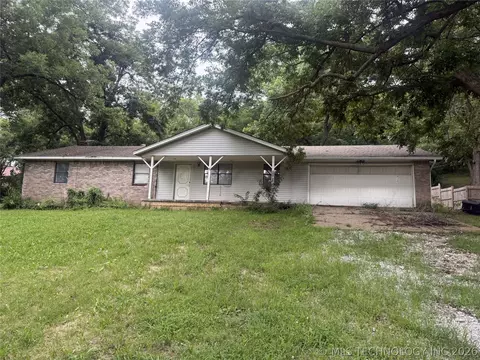 5090 S Robert Girten Rd, Chelsea, OK 74016