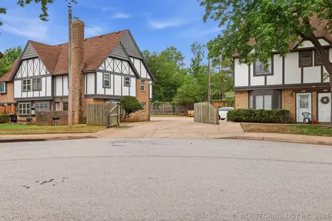 2540 S Florence Avenue 2, Tulsa, OK 74114 photo 1