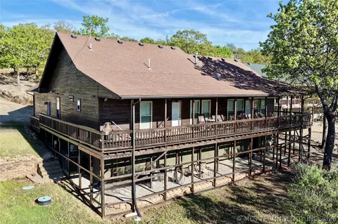 173 Cherokee Dr, Stigler, OK 74462