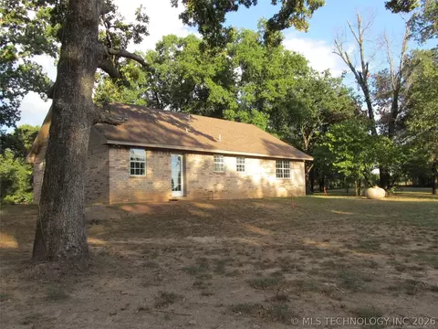 Exterior - 1 Three Mile Rd, Durant, OK 74701 photo 2 of 6
