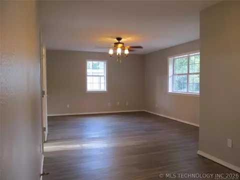 Living - 1 Three Mile Rd, Durant, OK 74701 photo 3 of 3