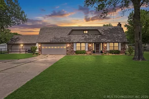 9121 N 145th East Ave, Owasso, OK 74055