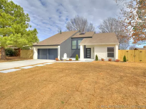 Exterior - 8408 E 64th Pl, Tulsa, OK 74133 photo 9 of 10