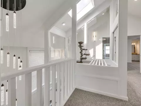Entry Way - 8408 E 64th Pl, Tulsa, OK 74133 photo 6 of 7