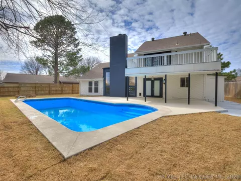 Exterior - 8408 E 64th Pl, Tulsa, OK 74133 photo 3 of 10