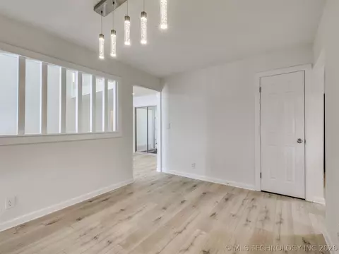 Dining - 8408 E 64th Pl, Tulsa, OK 74133 photo 1 of 2