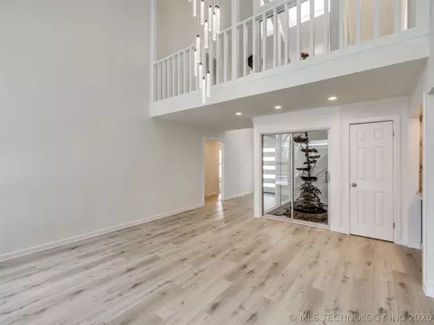 Living - 8408 E 64th Pl, Tulsa, OK 74133 photo 5 of 7
