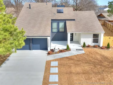 Exterior - 8408 E 64th Pl, Tulsa, OK 74133 photo 8 of 10