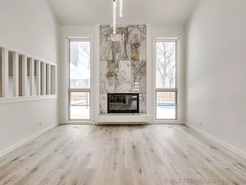 Living - 8408 E 64th Pl, Tulsa, OK 74133 photo 6 of 7