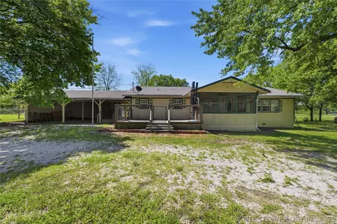 22701 Ns 421 Rd, Nowata, OK 74048