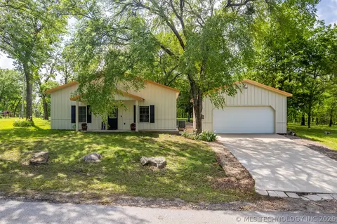 6515 N 4402 Rd, Adair, OK 74330