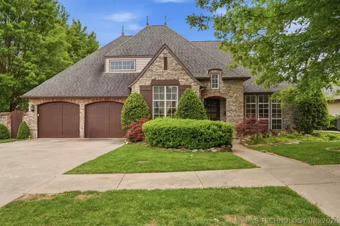 12209 S Ash Ave, Jenks, OK 74037