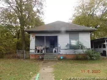 720 NE 4th St, Ardmore, OK 73401