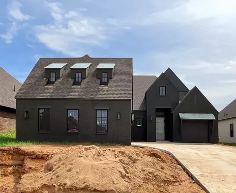 6701 S Fir Ave, Broken Arrow, OK 74011