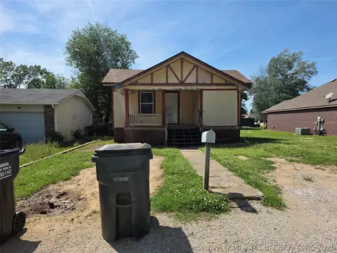 314 N 17th St, Collinsville, OK 74021