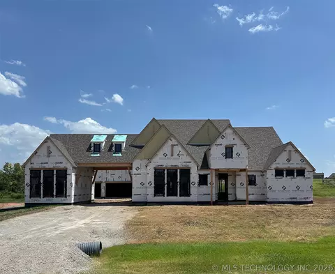 8520 E 109th St N, Owasso, OK 74055
