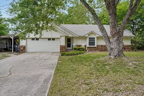11756 S 272nd East Ave, Coweta, OK 74429