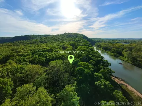 6 E Horseshoe Bend Rd, Park Hill, OK 74451