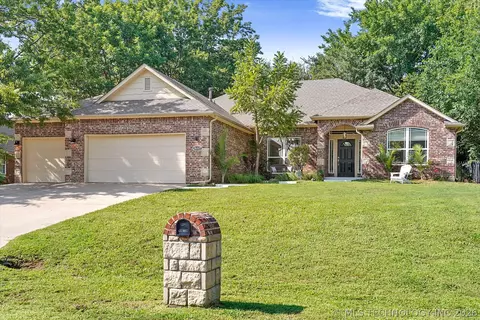 26327 E 112th Ct S, Coweta, OK 74429