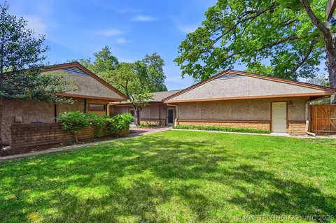 Exterior - 2222 E 45th Pl, Tulsa, OK 74105 photo 10 of 15