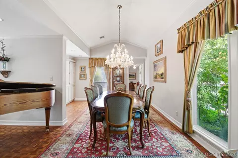 Dining - 2222 E 45th Pl, Tulsa, OK 74105 photo 1 of 3