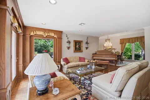 Living - 2222 E 45th Pl, Tulsa, OK 74105 photo 5 of 6