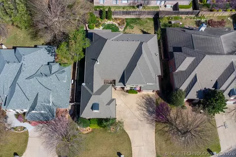 View/Area - 7819 E 99th Pl, Tulsa, OK 74133 photo 2 of 5