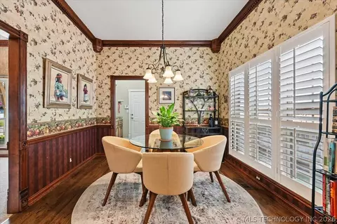 Dining - 7819 E 99th Pl, Tulsa, OK 74133 photo 1 of 3