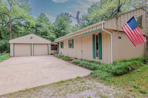 5 Simpson Rd, Burneyville, OK 73430