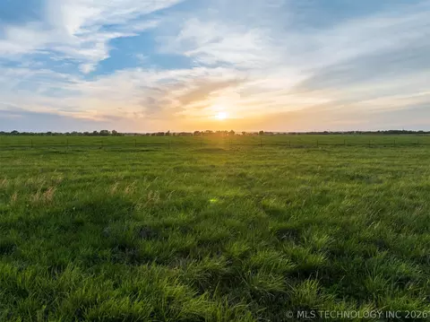 6 Garfield Rd, Beggs, OK 74047
