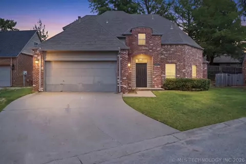 3027 E 89th Pl S, Tulsa, OK 74137