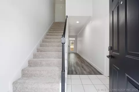 Entry Way - 3027 E 89th Pl S, Tulsa, OK 74137 photo 1 of 1