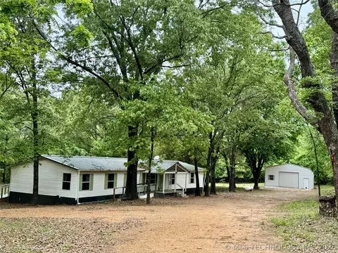 21179 E Standridge Rd, Atoka, OK 74525