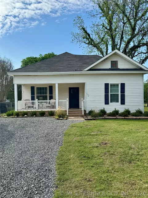 112 E Maple St, Fort Gibson, OK 74434