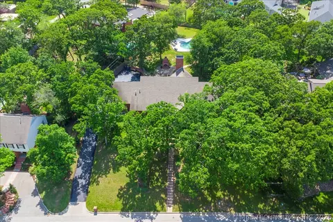 View/Area - 2956 E 69th St, Tulsa, OK 74136 photo 1 of 4