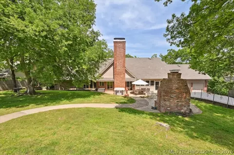 Exterior - 2956 E 69th St, Tulsa, OK 74136 photo 11 of 19