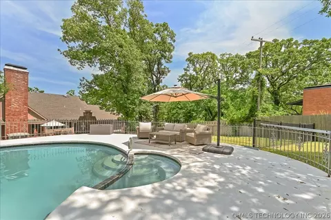 Exterior - 2956 E 69th St, Tulsa, OK 74136 photo 8 of 19