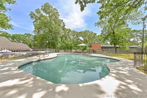 Exterior - 2956 E 69th St, Tulsa, OK 74136 photo 7 of 19