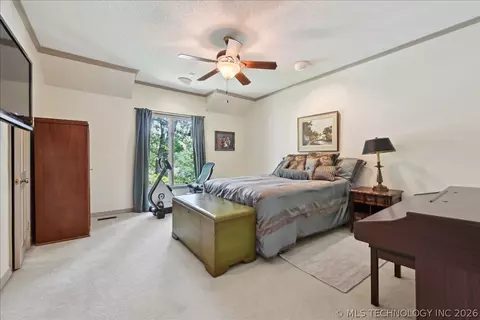 Bedroom - 2956 E 69th St, Tulsa, OK 74136 photo 6 of 7