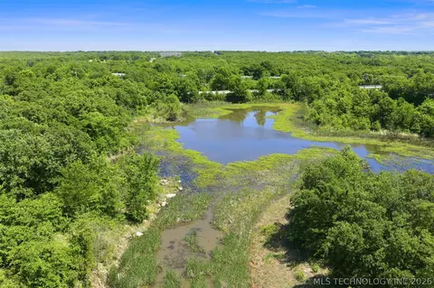 Veterans Highway, Ardmore, OK 73401