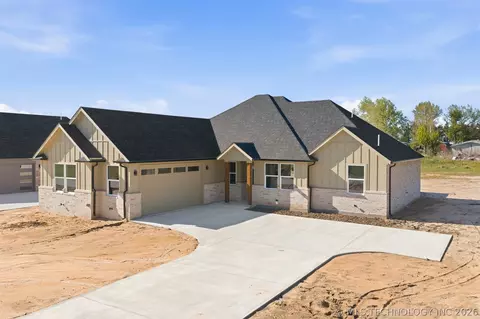 6064 Slim Pickens Ln, Marietta, OK 73448