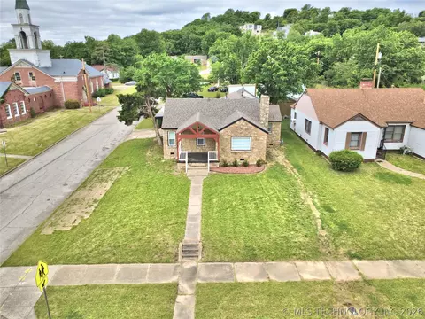 2104 N Boston Pl, Tulsa, OK 74106