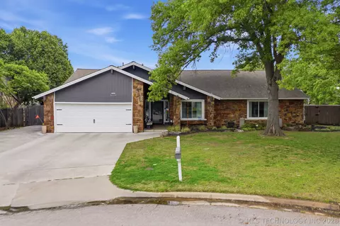 6729 E 86th Pl, Tulsa, OK 74133