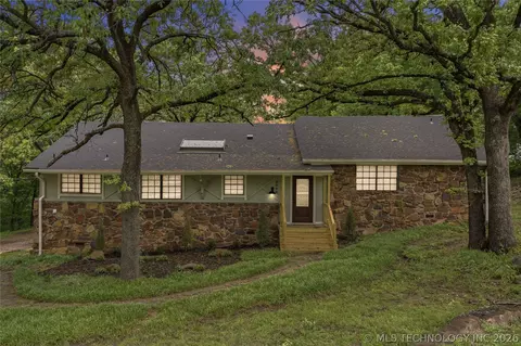 3045 W 78th St, Tulsa, OK 74132