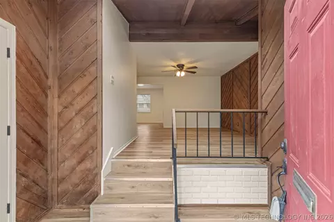 Entry Way - 1432 E 38th Street 1432c, Tulsa, OK 74105 photo 1 of 7