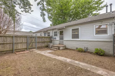 Exterior - 1432 E 38th Street 1432c, Tulsa, OK 74105 photo 2 of 2