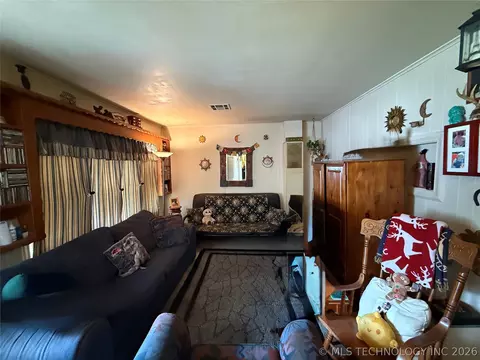 Living - 7111 E Marshall St, Tulsa, OK 74115 photo 1 of 2