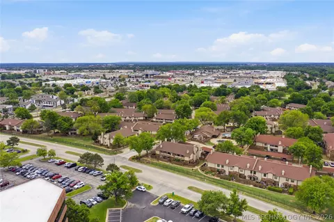 View/Area - 6380 S 80th East Avenue D, Tulsa, OK 74133 photo 1 of 2
